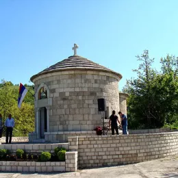 Молитвено сабрање у мученичким пивским Долима: Ово мјесто је наш Зид плача