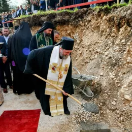 Полагања камена темељца за саборни храм Светог Саве на Жабљаку
