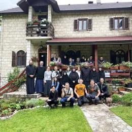 Епископ Методије богослужио у манастиру Подмалинско