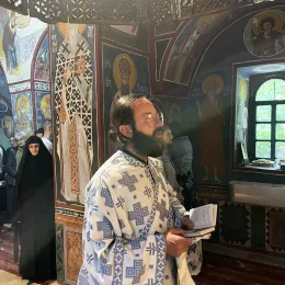 Епископ Методије богослужио у манастиру Подмалинско