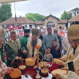 Патријарх Порфирије: На Косову и Метохији има места за све људе и њихове светиње