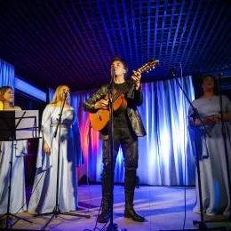 Донаторско вече