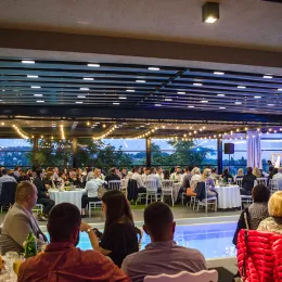 Донаторско вече