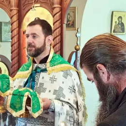 Тројчиндан у селу Кленак у Бањанима