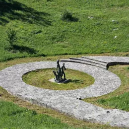 У Долима прослављени новомученици Пивски