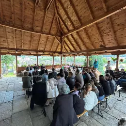 Света Литургија и предавање у храму Светог Николе