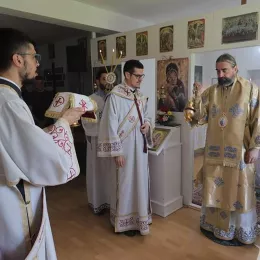 Света архијерејска Литургија у Бачком Добром Пољу