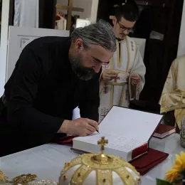 Света архијерејска Литургија у Бачком Добром Пољу