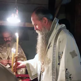 Литургија у манастиру Урошевица