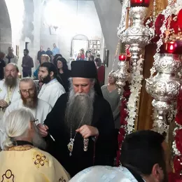 Бденије уочи празника Иконе Пресвете Богородице Тројеручице