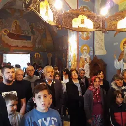 Епископ Јоаникије служио Литургију у манастиру Шудикова