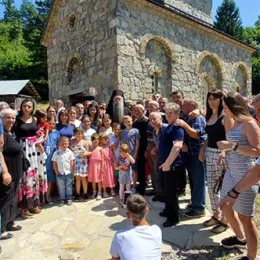 Прослављен Ивањдан, слава манастира Црнча