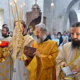 Митрополит Амфилохије: Не могу Брозови следбеници да богословствују и располажу Божјим храмовима