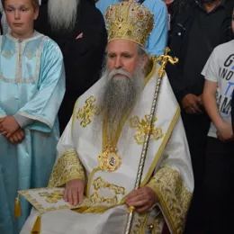 Митрополит Амфилохије: Не могу Брозови следбеници да богословствују и располажу Божјим храмовима