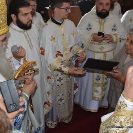 Митрополит Амфилохије: Не могу Брозови следбеници да богословствују и располажу Божјим храмовима