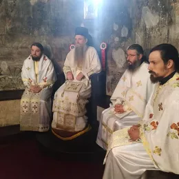 Литургијско сабрање на Свету мученицу Недељу