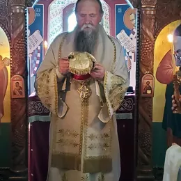 Владика Јоаникије богослужио у манастиру Калудра