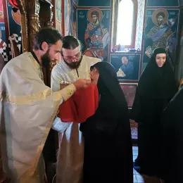 Владика Јоаникије богослужио у манастиру Калудра