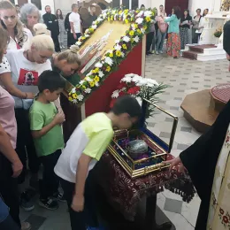 У Никшићу служено празнично бденије поред моштију Свете Февроније