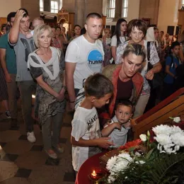 Честица Светог Нектарија Егинског у Никшићу