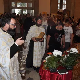 Честица Светог Нектарија Егинског у Никшићу