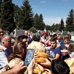 Слава храма Светих апостола Петра и Павла у Никшићу