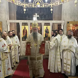 Владика Јоаникије служио у манастиру Ђурђеви Ступови