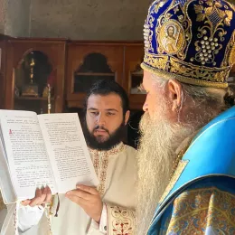 Празник Иконе Пресвете Богородице Тројеручице прослављен у Ђурђевим Ступовима