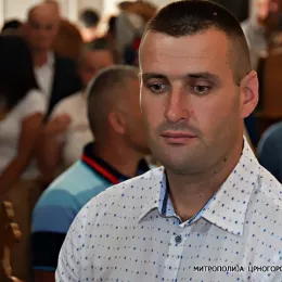 Златним ликом Светог Петра II Ловћенског Тајновидца одликовани Мирослав Коривица, Слободанка и Раде Копривица