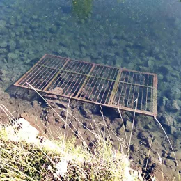 Нађена капија, која је отуђена са црквишта Светог Василија Острошког у Мартиновићима