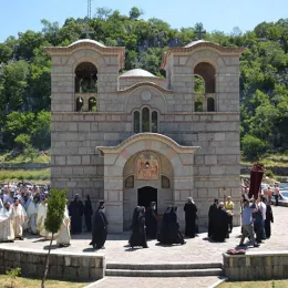 Ивањдан – слава острошког скита Јован до