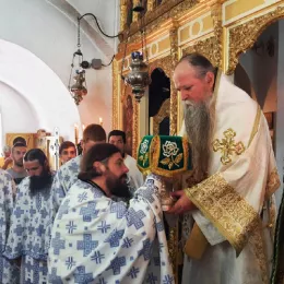 Митрополит Јоаникије богослужио у Цетињском манастиру