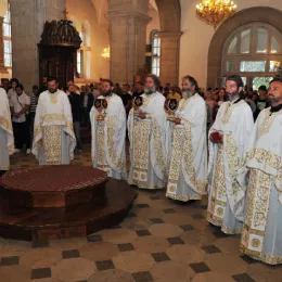 Изабрани Епископ будимљанско-никшићки Методије богослужио у никшићком Саборном храму 