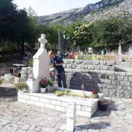 Стазама Светог Василија Острошког