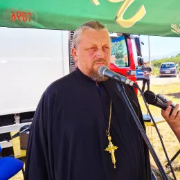 Прослављена храмовна слава цркве Богородице Тројеручице, која се подиже у Кличеву