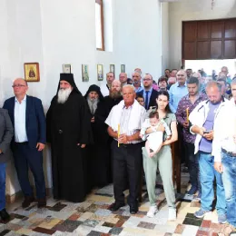 Архијерејска Литургија у Трепчи