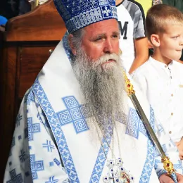 Архијерејска Литургија у Трепчи