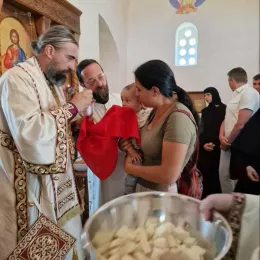 Епископ Методије богослужио у цркви Светог Ђорђа у Зминици