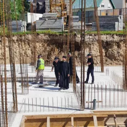 Епископ Методије обишао радове на Саборном храму Светог Саве на Жабљаку