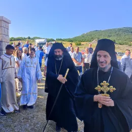 Прослављена храмовна слава цркве Светог свештеномученика Атиногена на Вучјем долу