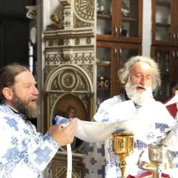 Литургијско сабрање у никшићкој Саборној цркви Светог Василија Острошког