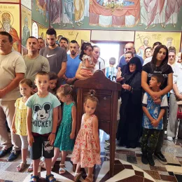 Епископ Методије служио Литургију поводом приславе храма Светог Саве у Дапсићу