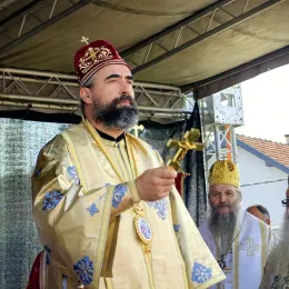 Патријарх Порфирије на обележавању 31. годишњице великог страдања Срба у Средњем Подрињу и Бирчу