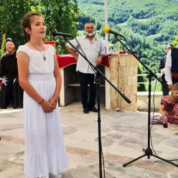 Епископ Јован Ћулибрк на молитвеном сабрању у Велици