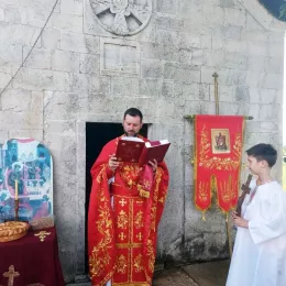 Света Литургија у Мацаварама