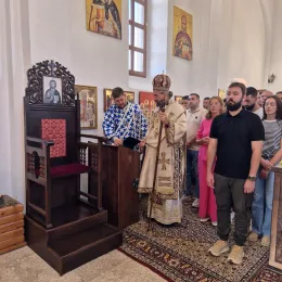 Архијерејска Литургија и традиционални црквено-народни сабор на Видровану