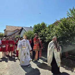 Архијерејска Литургија и традиционални црквено-народни сабор на Видровану