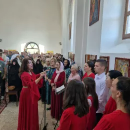 Архијерејска Литургија и традиционални црквено-народни сабор на Видровану