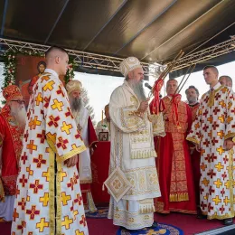 Патријарх Порфирије у Братунцу