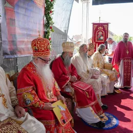 Патријарх Порфирије у Братунцу